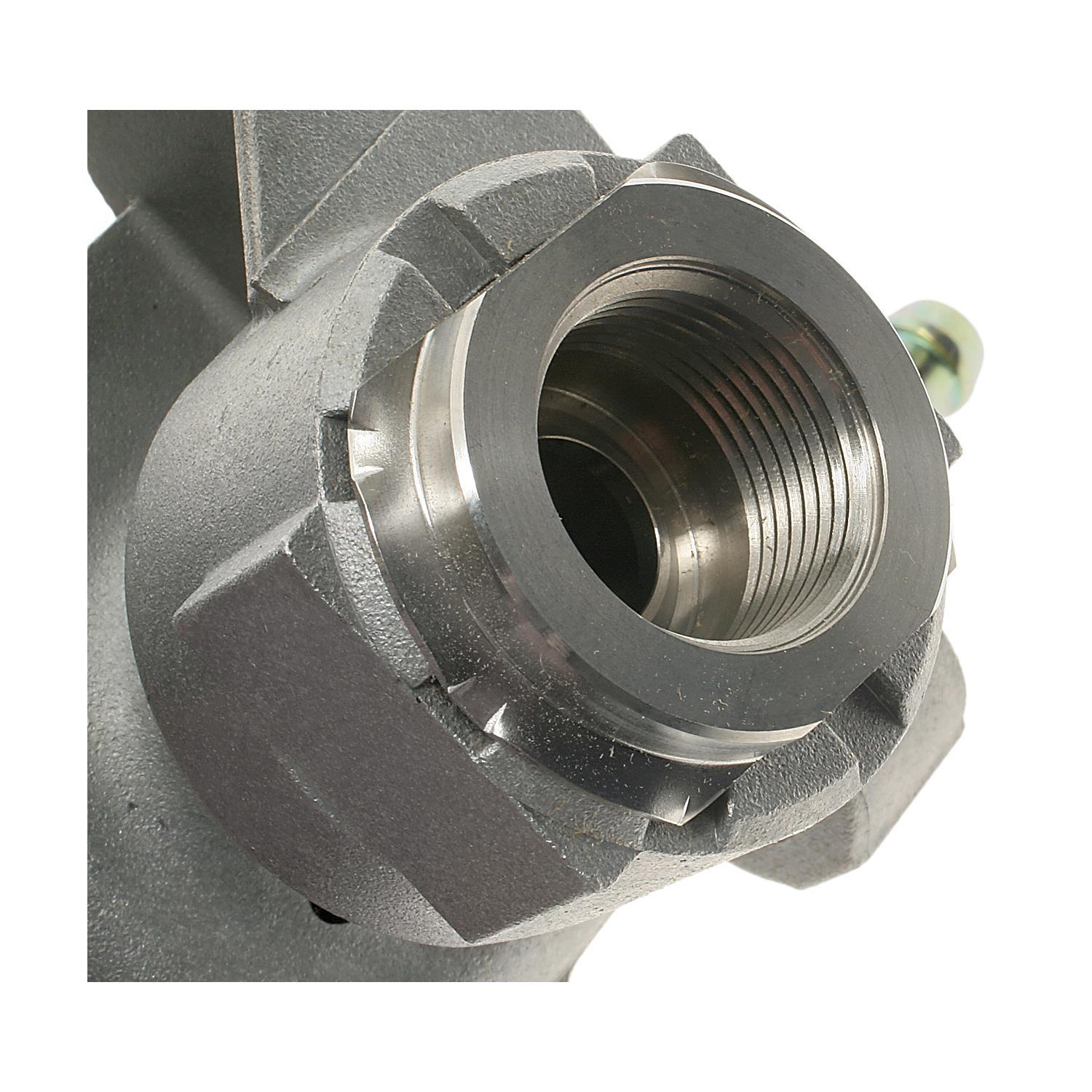 Standard Motor Products EGV689 - EGR Valve Standard Motor Products EGV689 EGR Valve product image 1 of 5