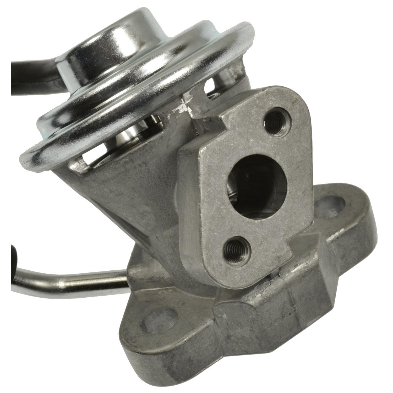 Standard Motor Products EGV817 - EGR Valve Standard Motor Products EGV817 EGR Valve product image 1 of 3