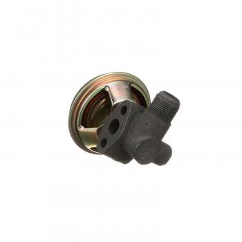 2004 Nissan Xterra EGR Valve Standard Motor Products EGV882 image 1 of 4