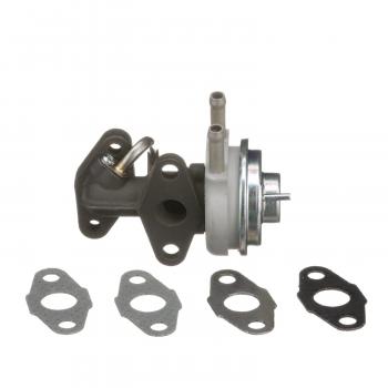 2000 Toyota 4Runner EGR Valve Standard Motor Products EGV933 image 3 of 4