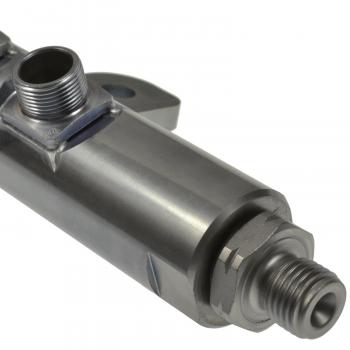 2019 Ford F-150 Fuel Injector Rail Left Standard Motor Products FIR8 image 1 of 3