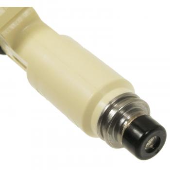 2009 Toyota Highlander Fuel Injector Standard Motor Products FJ1086 image 1 of 3