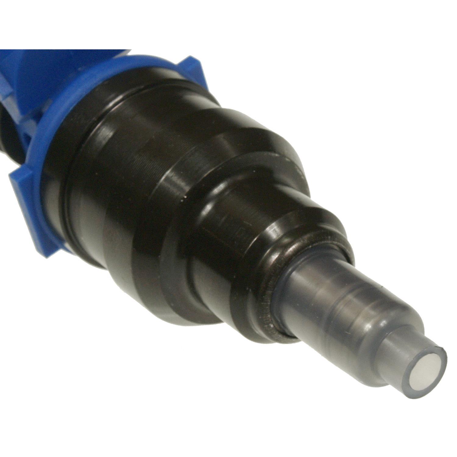 Standard Motor Products FJ109 - Fuel Injector Standard Motor Products FJ109 Fuel Injector product image 1 of 3