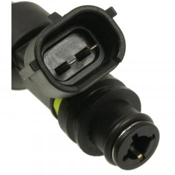 2007 Suzuki Aerio Fuel Injector Standard Motor Products FJ1119 image 3 of 3