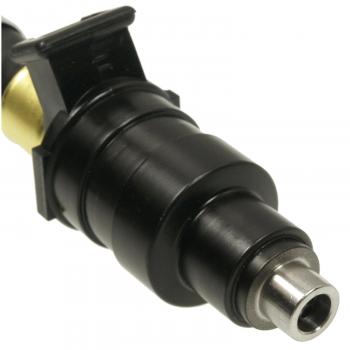 1975 Volvo 164 Fuel Injector Standard Motor Products FJ118 image 1 of 3