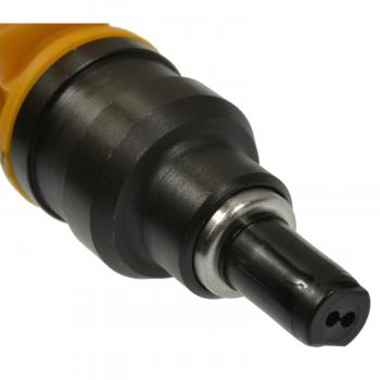 2000 Chrysler Sebring Fuel Injector Standard Motor Products FJ121 image 1 of 3