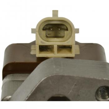 1995 International 8100 Fuel Injector Standard Motor Products FJ1302 image 3 of 3