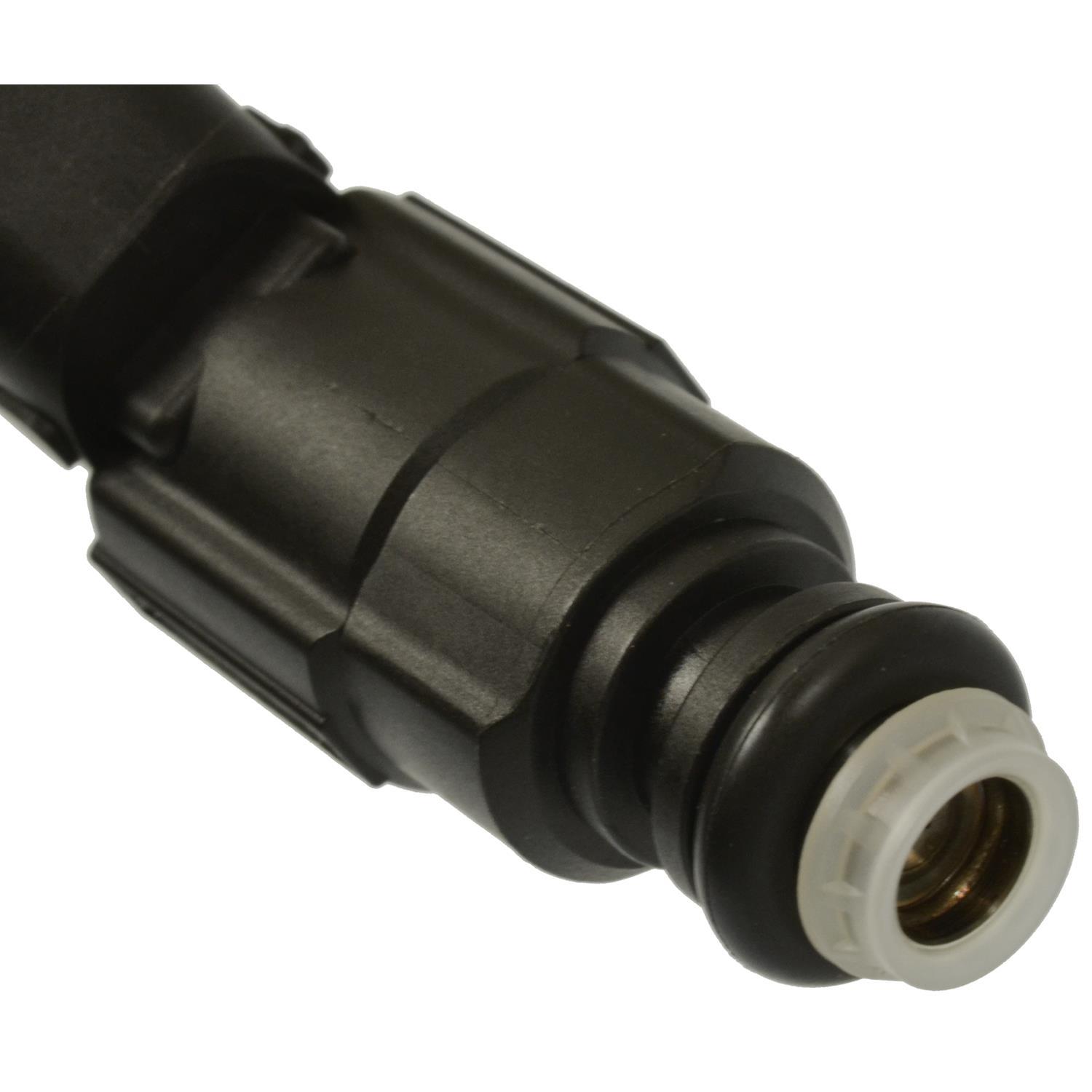 Standard Motor Products FJ1327 - Fuel Injector Standard Motor Products FJ1327 Fuel Injector product image 1 of 3