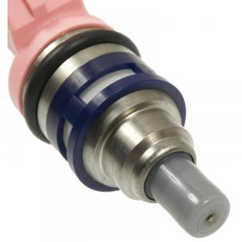 1990 Nissan Maxima Fuel Injector Standard Motor Products FJ150 image 1 of 3