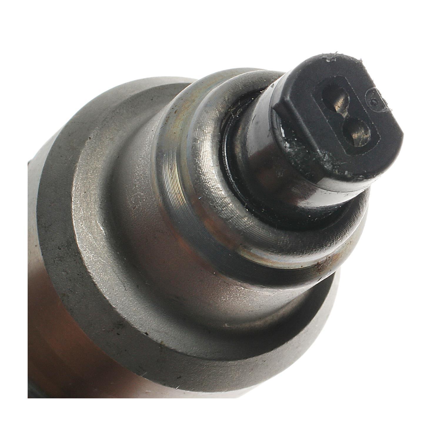 Standard Motor Products FJ218 Fuel Injector product image 1 of 3