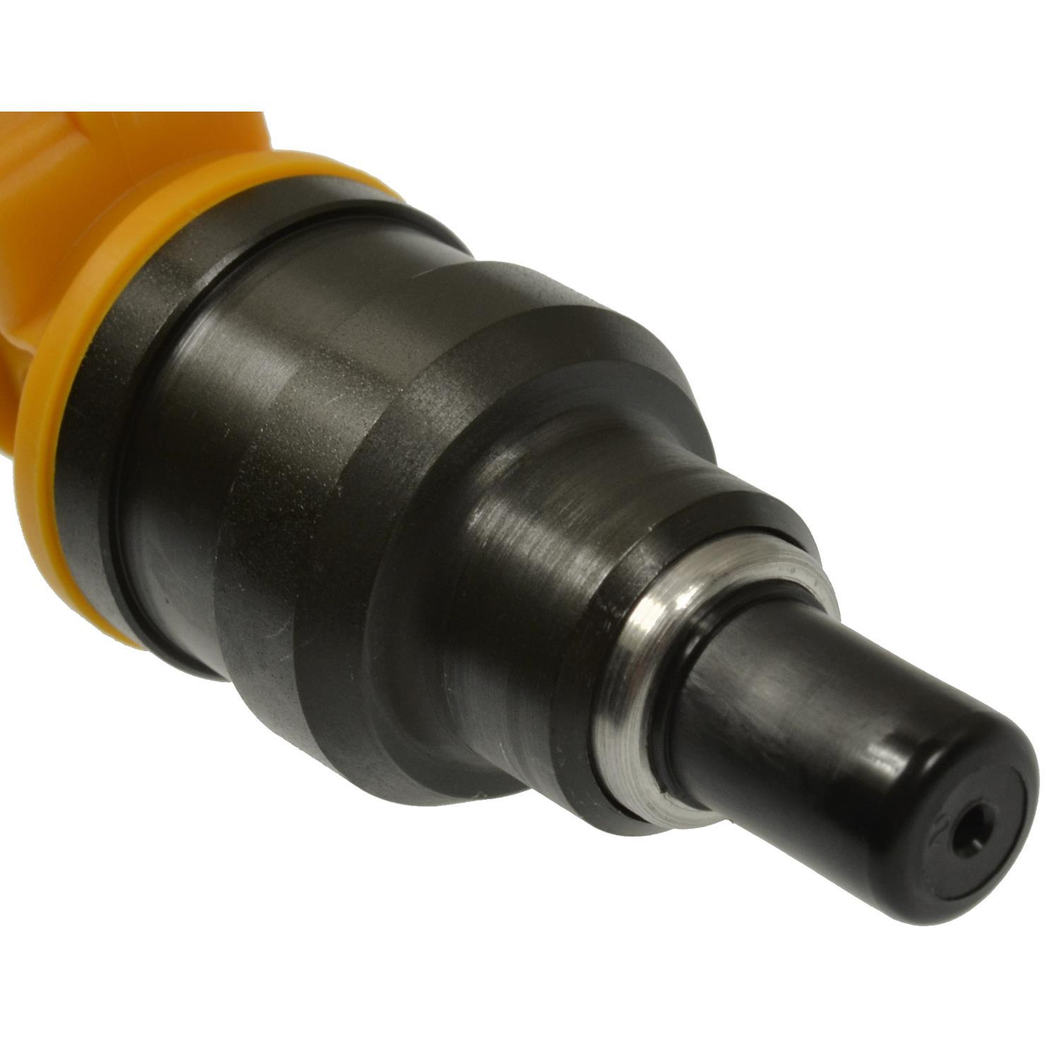 Standard Motor Products FJ293 - Fuel Injector Standard Motor Products FJ293 Fuel Injector product image 1 of 3