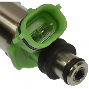 2000 Toyota RAV4 Fuel Injector Standard Motor Products FJ373 image 3 of 3