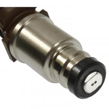 1994 Lexus SC300 Fuel Injector Standard Motor Products FJ389 image 1 of 3