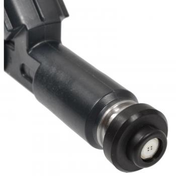 1999 Chevrolet Prizm Fuel Injector Standard Motor Products FJ414 image 1 of 3