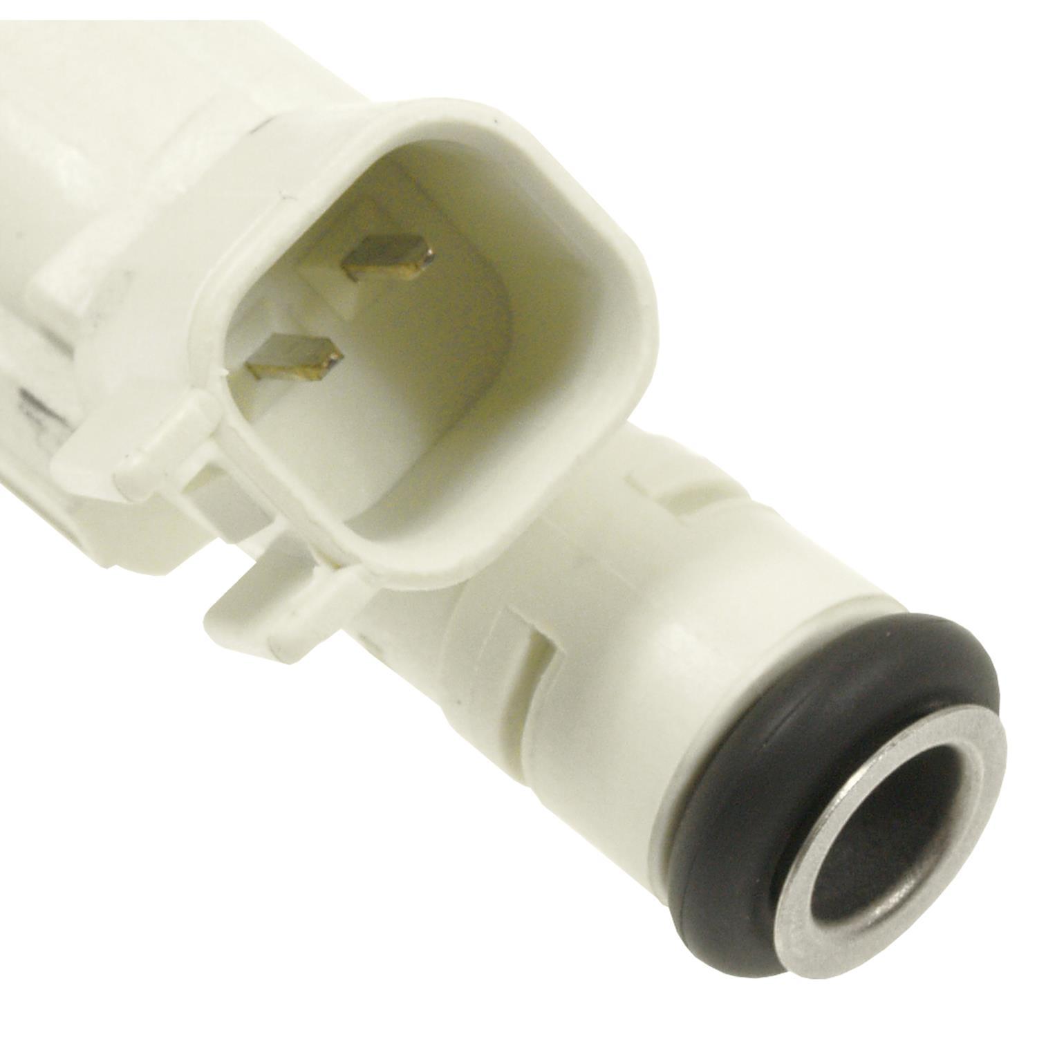 Standard Motor Products FJ450 - Fuel Injector Standard Motor Products FJ450 Fuel Injector product image 3 of 3