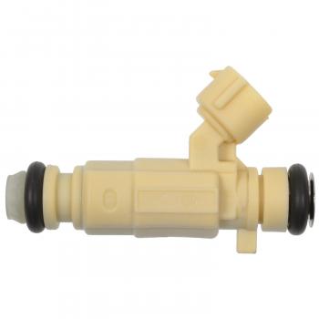 2005 Kia Spectra5 Fuel Injector Standard Motor Products FJ493 image 2 of 3