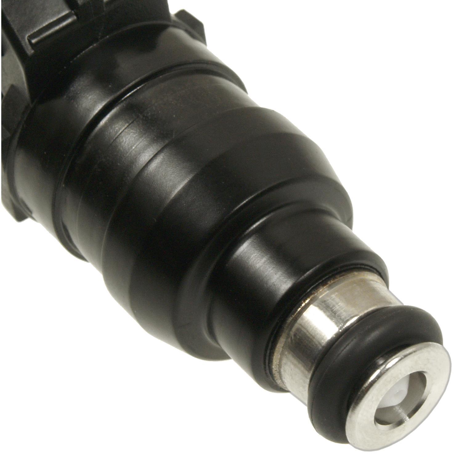 Standard Motor Products FJ53 - Fuel Injector Standard Motor Products FJ53 Fuel Injector product image 1 of 3