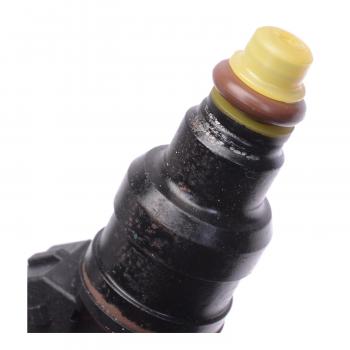 1998 Saab 900 Fuel Injector Standard Motor Products FJ547 image 1 of 3