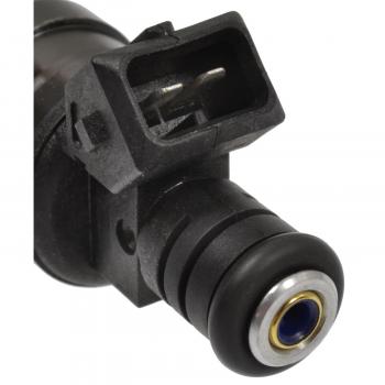1999 Audi A4 Quattro Fuel Injector Standard Motor Products FJ576 image 3 of 3