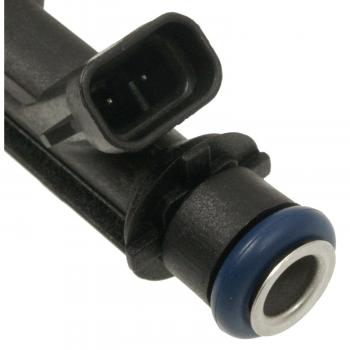 1999 Isuzu Amigo Fuel Injector Standard Motor Products FJ580 image 3 of 3