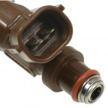 2002 Toyota Tundra Fuel Injector Standard Motor Products FJ585 image 3 of 3
