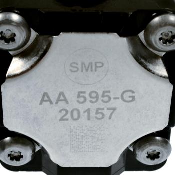 1996 International Genesis RE Fuel Injector Standard Motor Products FJ595 image 4 of 4
