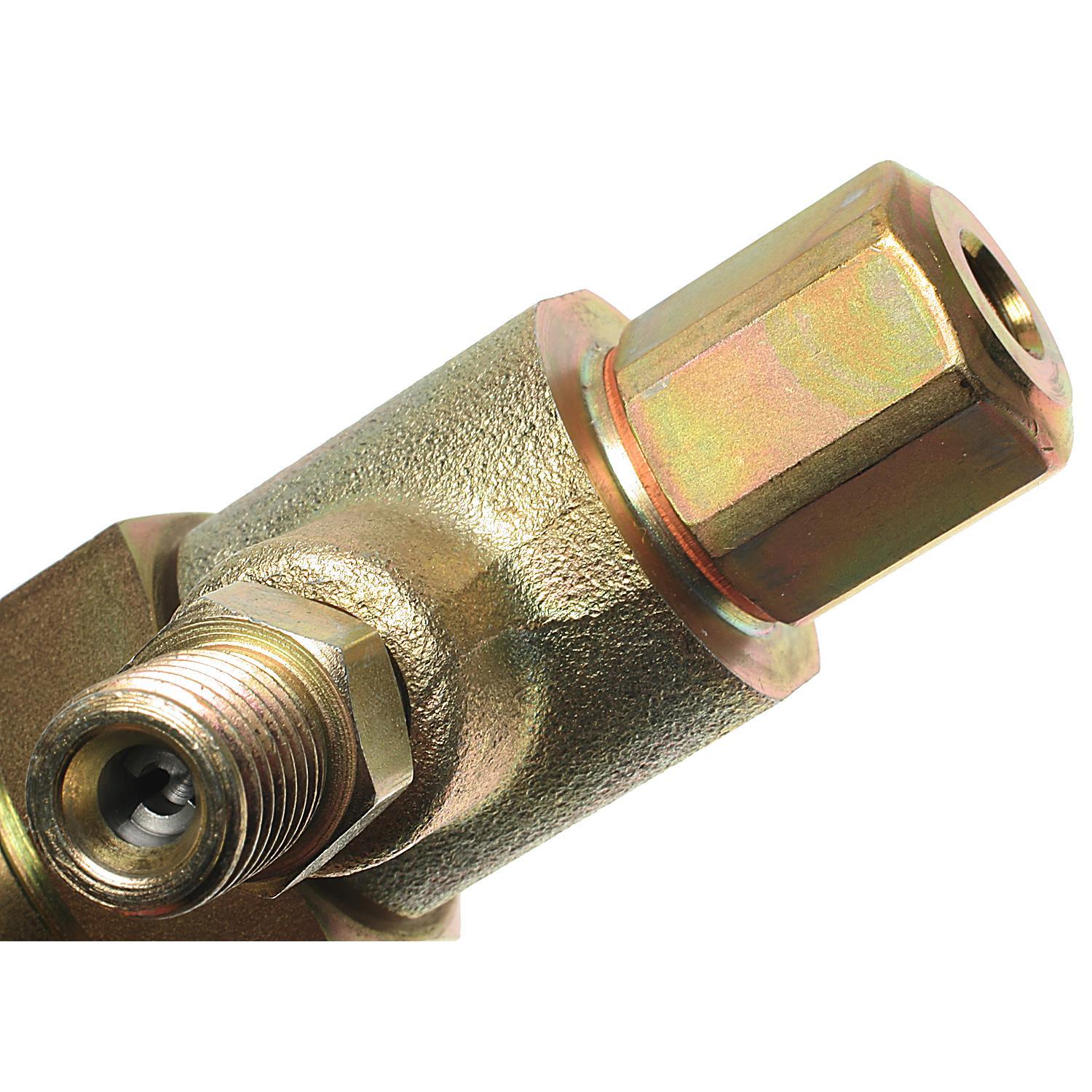 Standard Motor Products FJ599 Fuel Injector product image 2 of 3