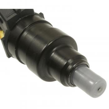 1981 Porsche 928 Fuel Injector Standard Motor Products FJ646 image 1 of 3