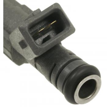 2004 Cadillac CTS Fuel Injector Standard Motor Products FJ654 image 3 of 3