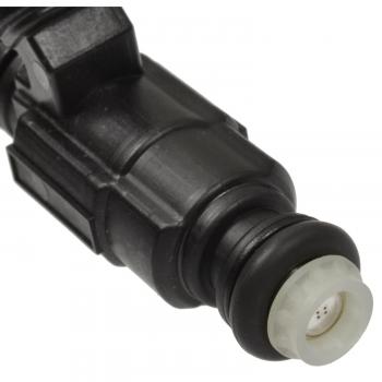 2005 Dodge Verna Fuel Injector Standard Motor Products FJ659 image 1 of 3