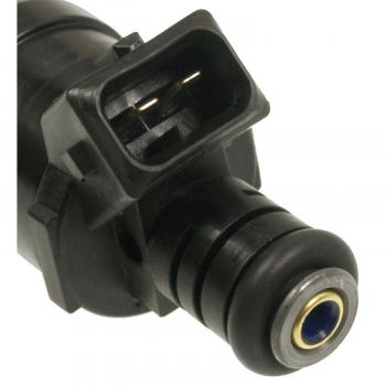1987 Buick Skyhawk Fuel Injector Standard Motor Products FJ679 image 3 of 3