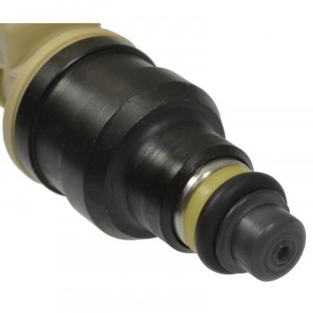 1996 Volkswagen Jetta Fuel Injector Standard Motor Products FJ695 image 1 of 3