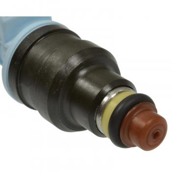 1996 Ford E-350 Econoline Fuel Injector Standard Motor Products FJ699 image 1 of 3