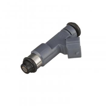 2006 Nissan Titan Fuel Injector Standard Motor Products FJ752 image 1 of 4