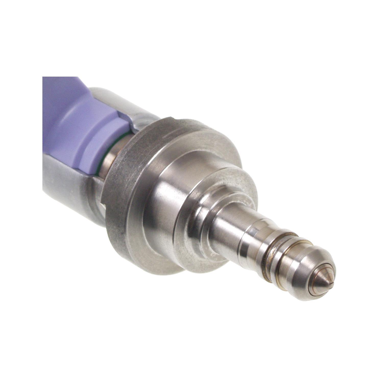 Standard Motor Products FJ776 Fuel Injector product image 1 of 3
