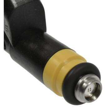 2005 Ford Thunderbird Fuel Injector Standard Motor Products FJ804 image 1 of 3