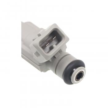 2000 Saab 9-3 Fuel Injector Standard Motor Products FJ812 image 2 of 3
