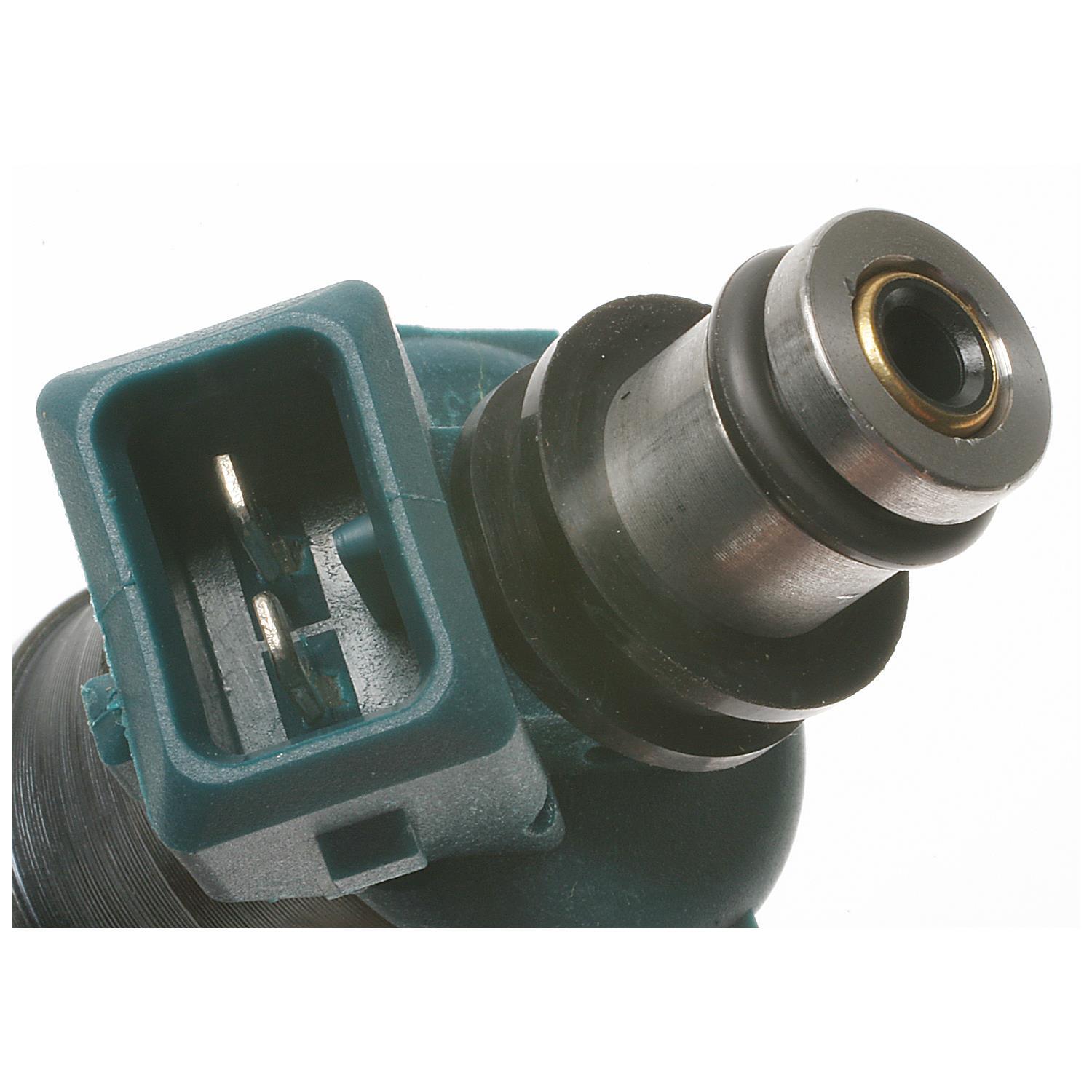Standard Motor Products FJ82 - Fuel Injector Standard Motor Products FJ82 Fuel Injector product image 3 of 3