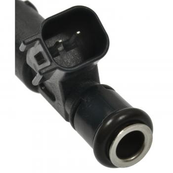 2002 Mazda MPV Fuel Injector Standard Motor Products FJ826 image 3 of 3