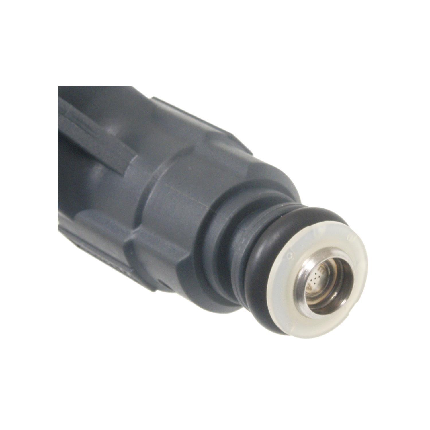 Standard Motor Products FJ851 Fuel Injector product image 1 of 3