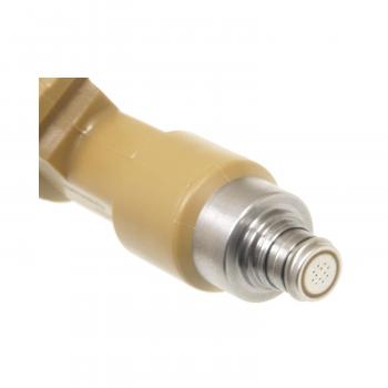 2006 Saab 9-2X Fuel Injector Standard Motor Products FJ858 image 1 of 3