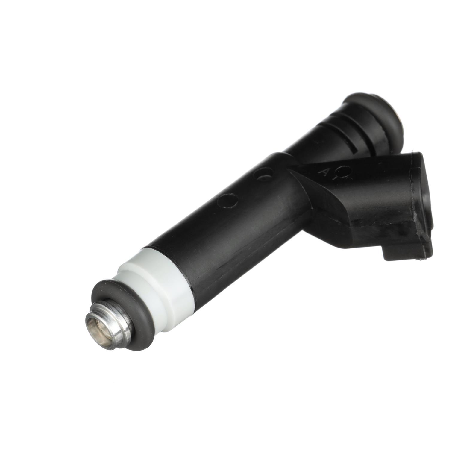 Standard Motor Products FJ867 - Fuel Injector Standard Motor Products FJ867 Fuel Injector product image 1 of 10
