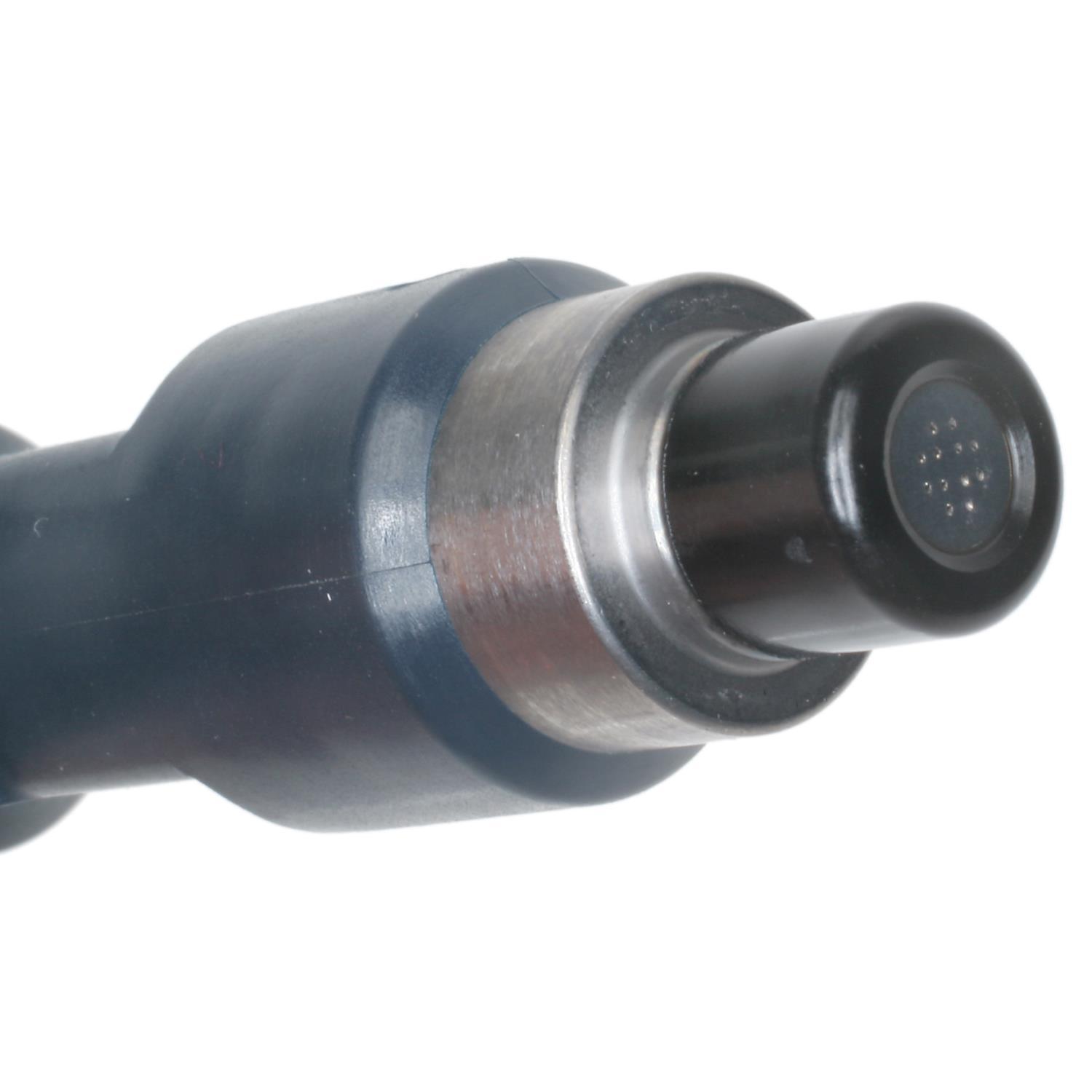 Standard Motor Products FJ868 - Fuel Injector Standard Motor Products FJ868 Fuel Injector product image 1 of 3