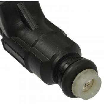 2004 Volkswagen Jetta Fuel Injector Standard Motor Products FJ889 image 1 of 3