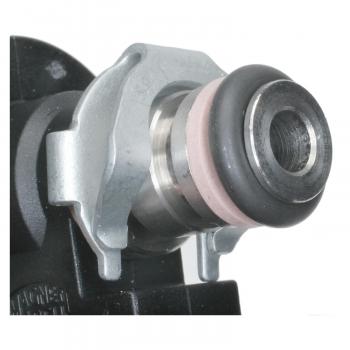 2014 Porsche Cayenne Fuel Injector Standard Motor Products FJ891 image 1 of 4