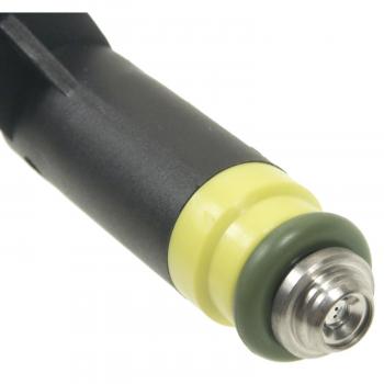 2013 Ford F650 Fuel Injector Standard Motor Products FJ931 image 1 of 4