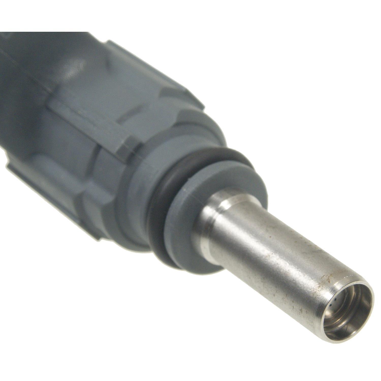 Standard Motor Products FJ947 - Fuel Injector Standard Motor Products FJ947 Fuel Injector product image 1 of 3