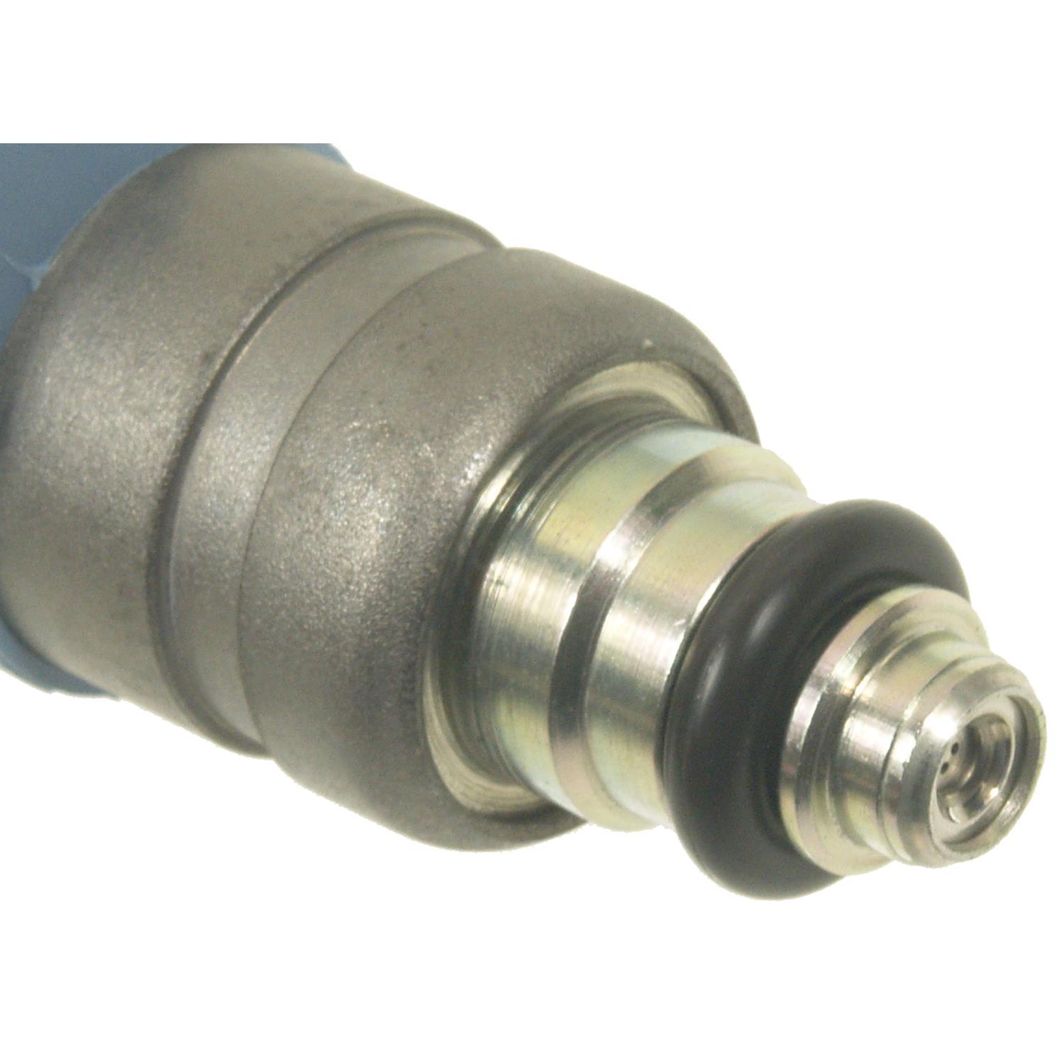 Standard Motor Products FJ968 - Fuel Injector Standard Motor Products FJ968 Fuel Injector product image 1 of 3
