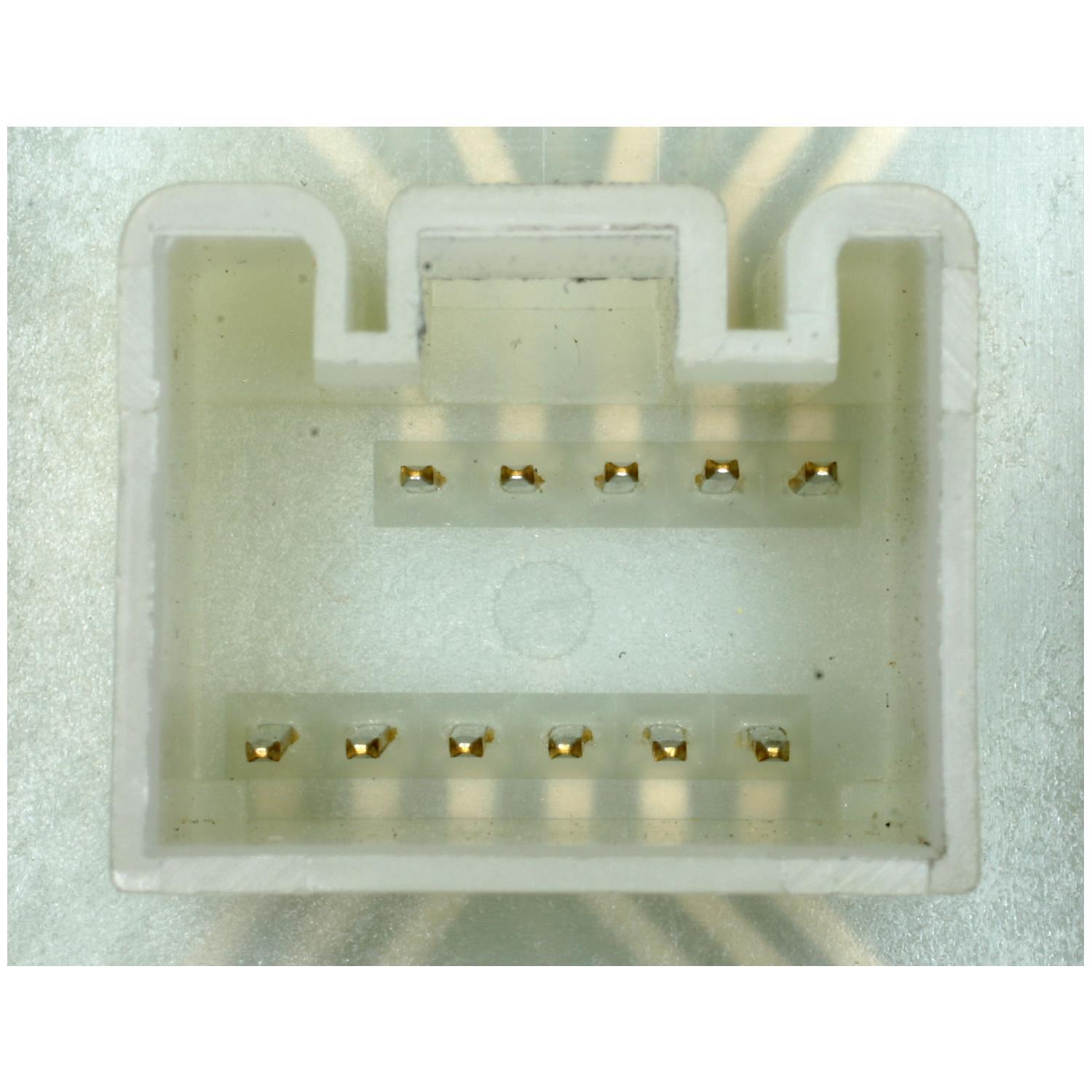 Standard Motor Products FLA1008 - Fog Light Switch Standard Motor Products FLA1008 Fog Light Switch product image 3 of 3