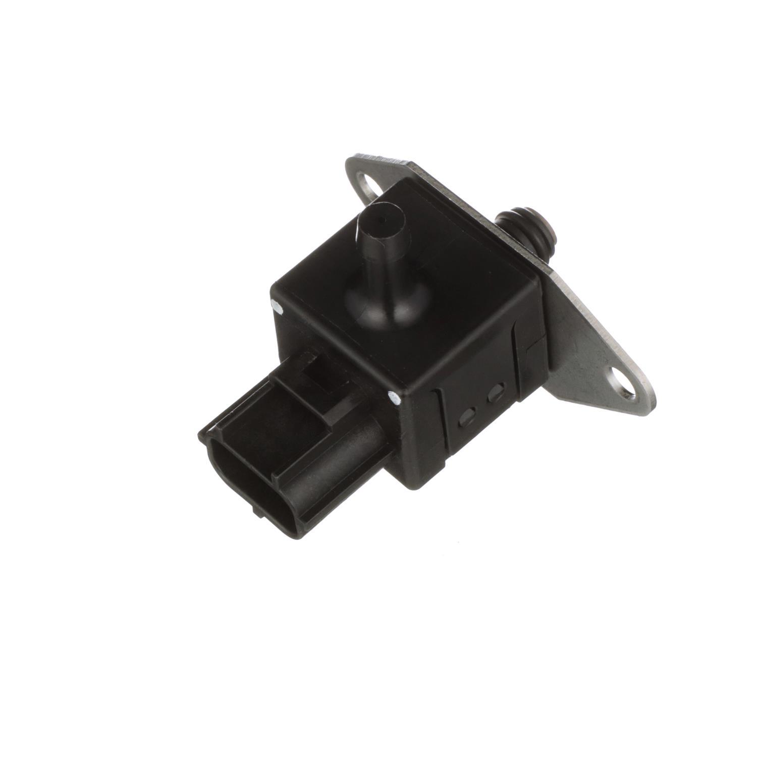Standard Motor Products FPS17 Fuel Pressure Sensor product image 1 of 4